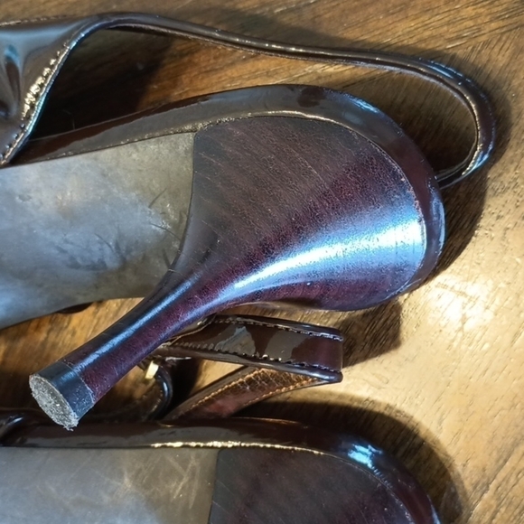 5 for $25 Aigner patent leather slingback heels 7M - Picture 8 of 9